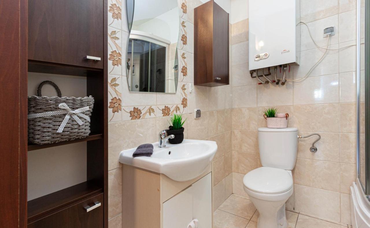 Apartment Good Feeling In