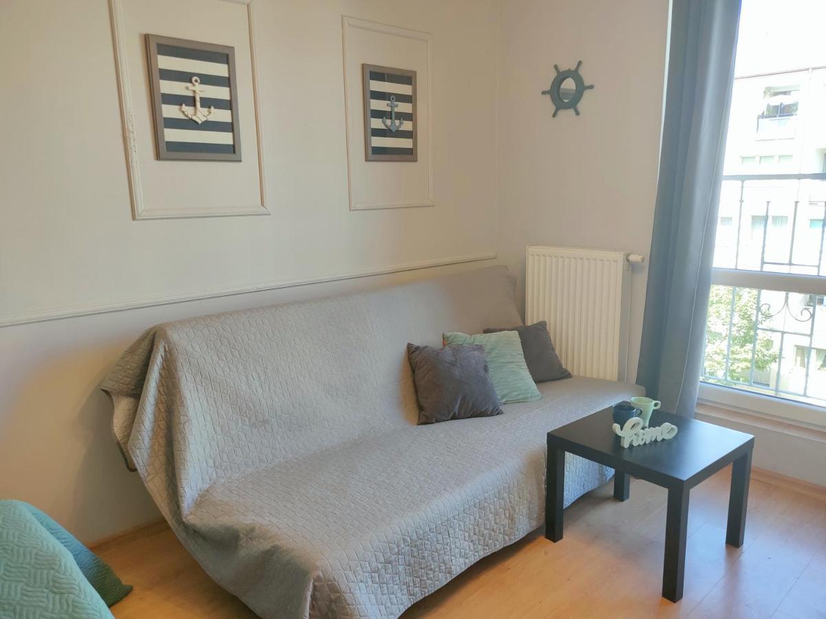 Apartment Good Feeling In *